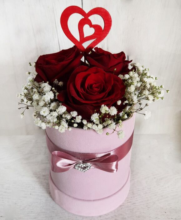 Kvetinový box červených ruží